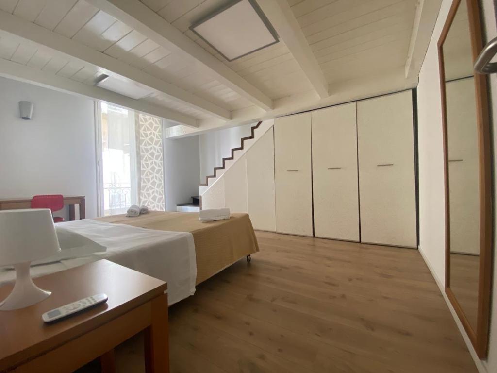 Prince Suite Palermo Esterno foto
